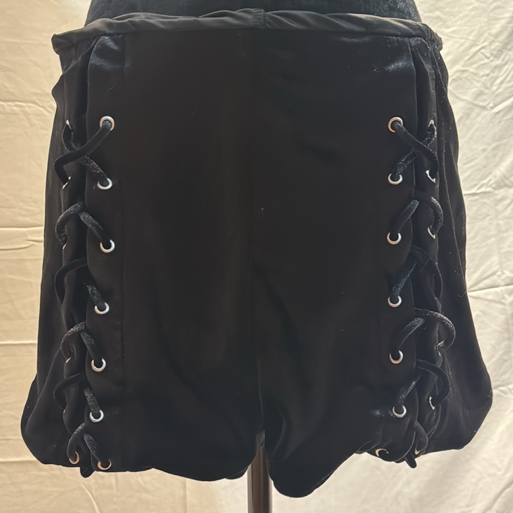 Guess Dorian Velvet Lace Up High Rise Short Shorts - Picture 2 of 9